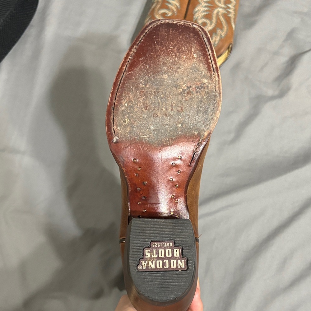 NOCONA Brown Western Leather Boots. SIZE 7. WORN ONES. - Picture 4 of 5